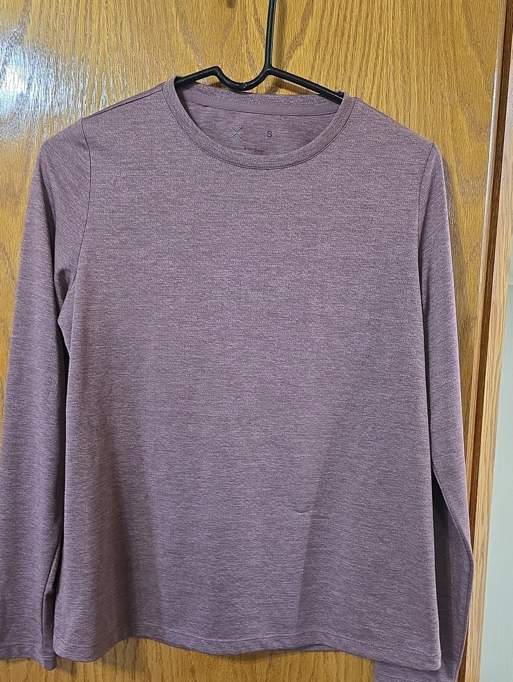 Xersion Woen's Long-Sleeve Crew Shirt - Mauve With Cutout Back